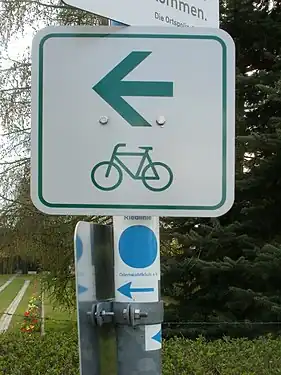 Zwischenwegweiser