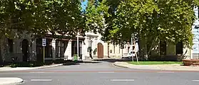 縞模様の無い横断歩道