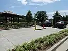 Truett's_Luau_double_drive_thru