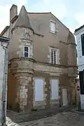 The Seneschal House