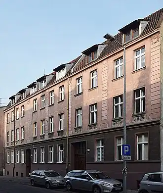Frontage at 22/22a