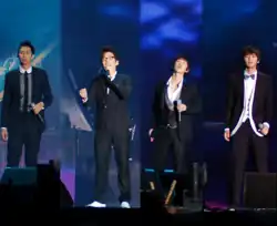 2AM, (2010)