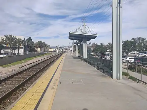 The platform at Anaheim Canyon station