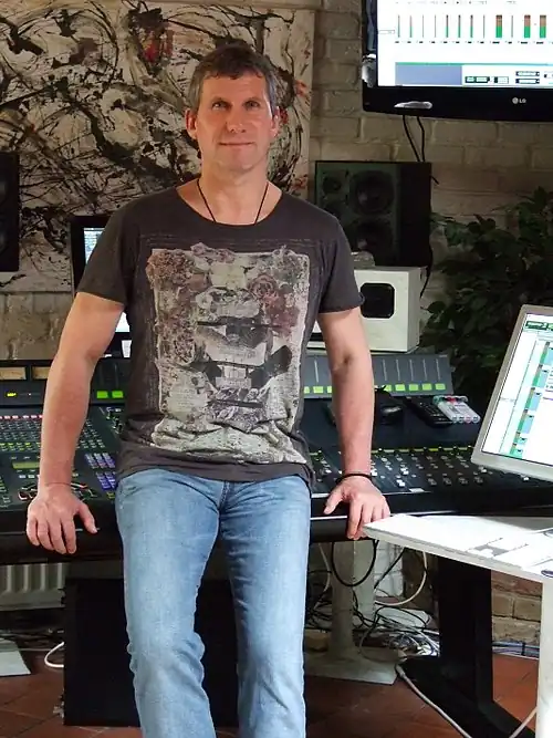 Andy Richards in his studio, Out of Eden, September 2009