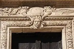Detail.