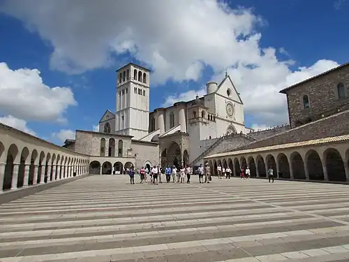 Piazza Inferiore