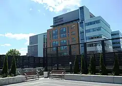 CAMH Queen St. Site, Bell Gateway Building