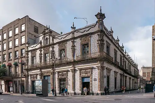 Casa de los Azulejos palace, ca. 1737,[35] Mexico City, Mexico.