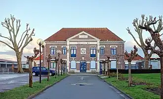 The town hall of Essars