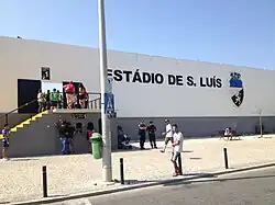 Main entrance and ticket line in 2014