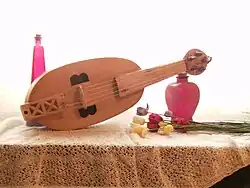 Modern build of a viella from Spain. Based on a sculpture instrument at the Mirta Caviello del Portico de la Gloria de Santiago de Compostela.