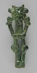 "Idol standard" type
