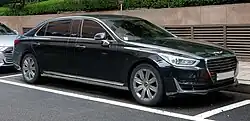 Genesis EQ900L (pre-facelift)