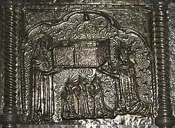 According to the legend, Elizabeth went to the church accompanied by her three daughters to pay homage to the saint and also fulfill her vows as for the king's entry in Zadar in 1358.