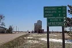 The welcome sign in Hereford.