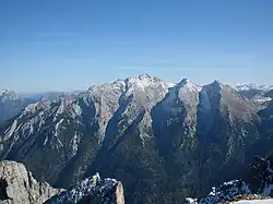 Hochkalter (centre, 2,607 m or 8,553 ft)