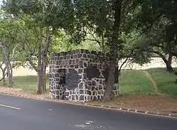 Old gate guardhouse, Waikiki side