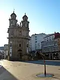 The square and the Ravachol parrot