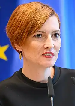 Izjava za medije po končanem vrhu koalicije - Asta Vrečko - 12.9.2024 (cropped2).jpg