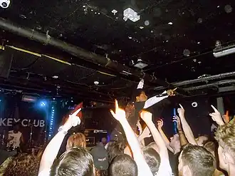 KennyHoopla performing in 2022