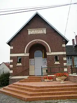 The town hall in Montauban-de-Picardie