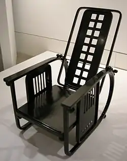 Adjustable-back chair Model 670 "Sitzmaschine" by Josef Hoffmann (1905)