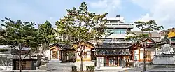 O'Sulloc Bukchon Tea House