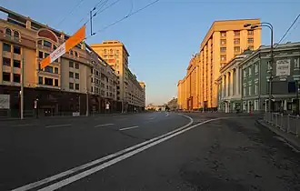 Okhotny Ryad Street, with Fashion Season mall on the left and the Four Seasons Hotel Moscow in the distance