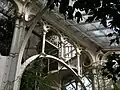 Detail of the arches sustaining the roof.