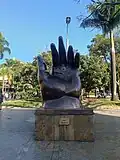 "Hand"