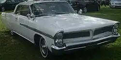 1963 Pontiac Parisienne Sport Coupe. Side trim resembles U.S. market Bonneville.