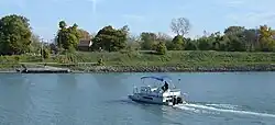 The Port Robinson ferry approaches the east bank of the Welland Canal.