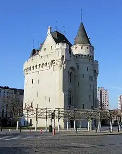 Halle Gate
