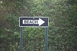 Sign at the SE corner of Quaquanantuck and Post Lanes