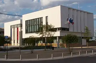 The town hall in Serris