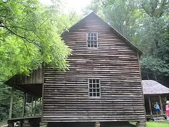 Side view of Tipton Place