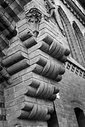 Special shaped bricks on the Turn-Klubbe gymnasium (52°21′59″N 9°44′35″E﻿ / ﻿52.366282°N 9.743152°E﻿ / 52.366282; 9.743152﻿ (Turn-Klubb in Hannover))