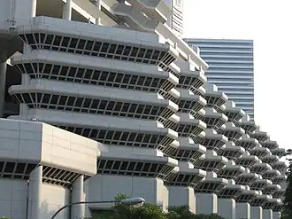 The Concourse's aluminium curtain wall system.