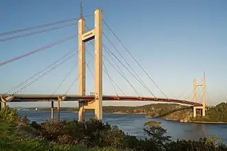 Image 5Tjörnbron (the Tjörn bridge) is one of three bridges along Tjörnbroleden that connects the islands of Tjörn and Orust to the mainland.