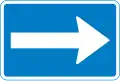 One-way traffic on right