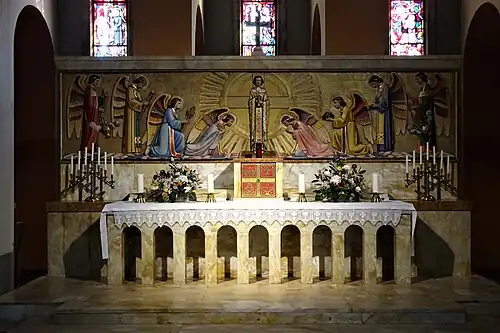 Wünnewil, Parish Church St. Margaretha (Augustin Genoud-Eggis, 1932): interior, high altar