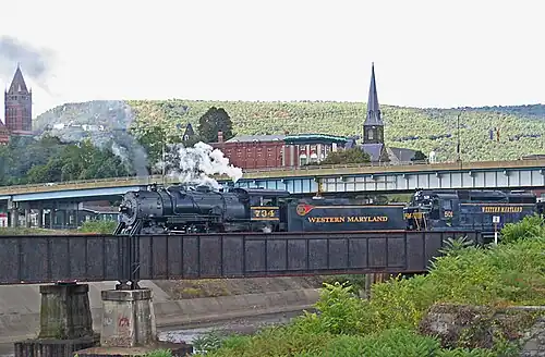 No. 734 crossing the Potomac River with EMD GP30 No. 501, on October 7, 2007